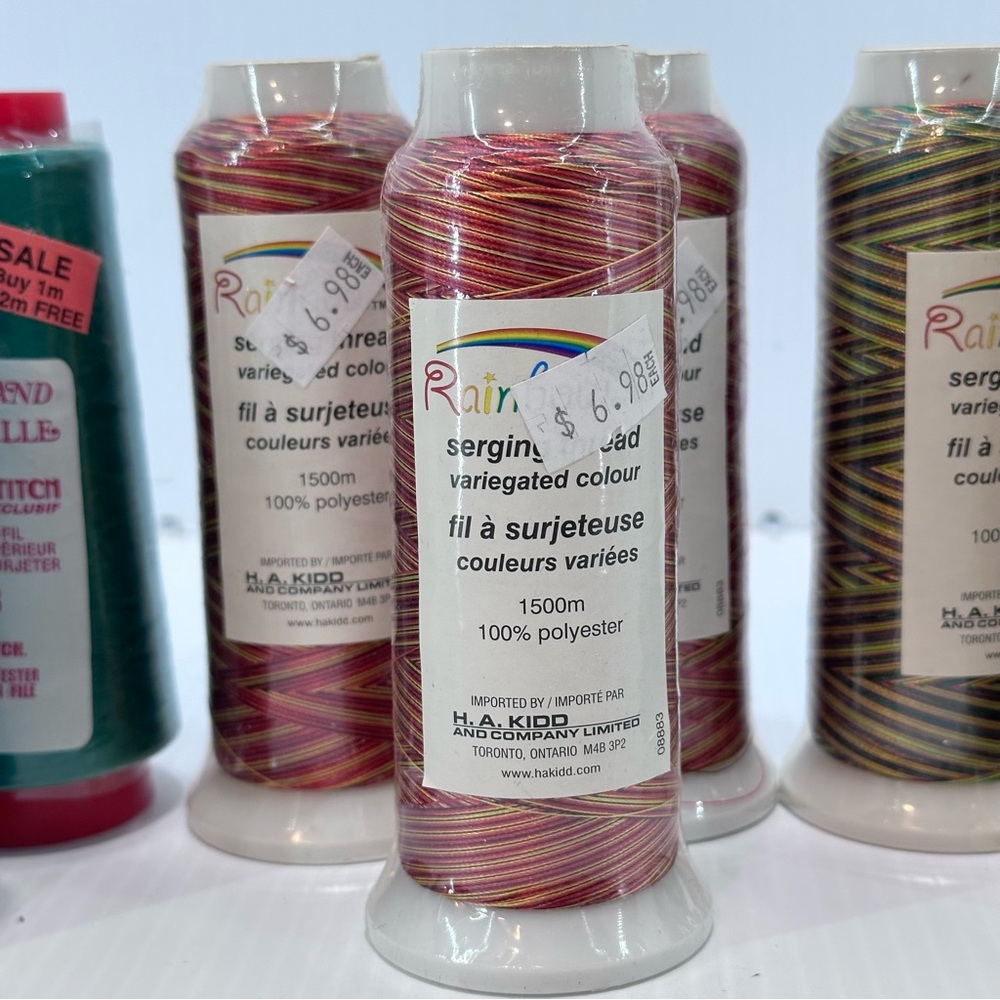 Lot Of 8 Mixed Serger Thread Various Colors Fabricland Green Rainbow Variegated - Picture 3 of 6